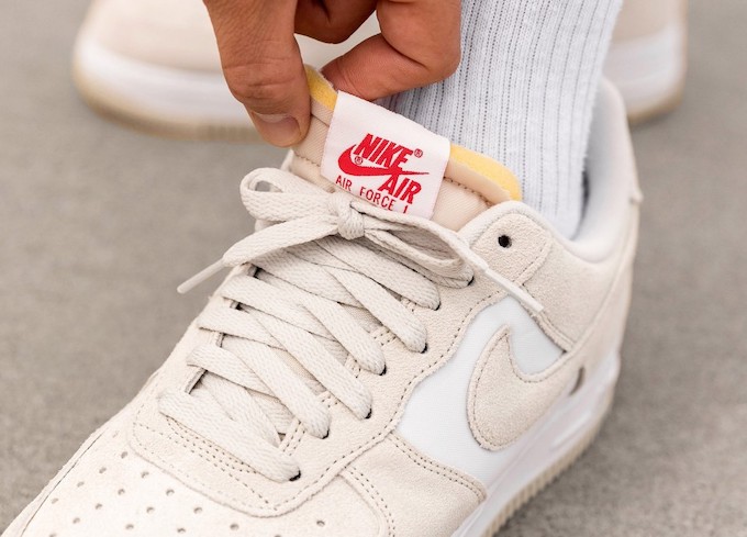 nike air force 1 07 lv8 light bone