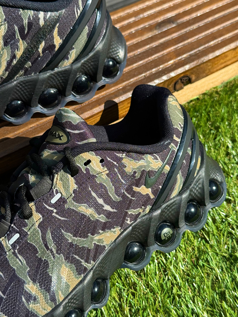 Nike Air Max Dn8 Premium 'Medium Olive' (IH2141-200)